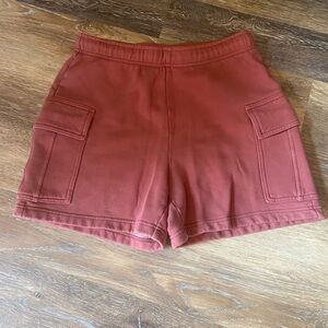 TNA Aritzia Cozy Fleece Boyfriend 5” Cargo Shorts